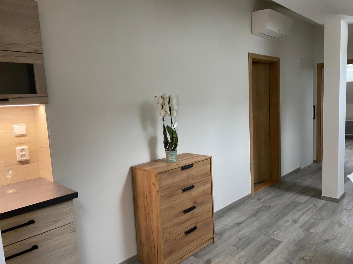 Klicperovo 2Kk Apartamento Hradec Králové Exterior foto