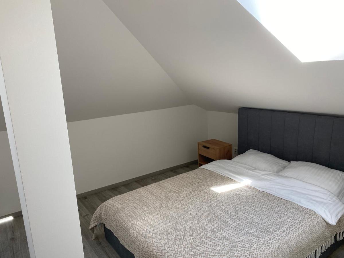 Klicperovo 2Kk Apartamento Hradec Králové Exterior foto